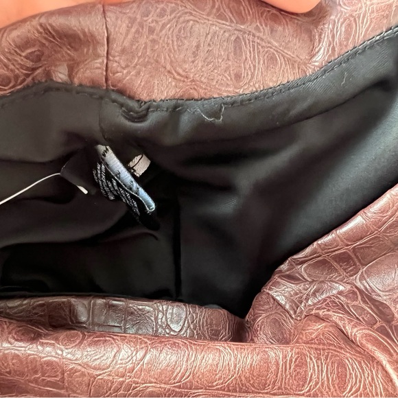 OOKIE and LALA Embossed Vegan Leather Leggings Brown Croc Small - Picture 3 of 5